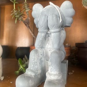 KAWS CANDLES !!